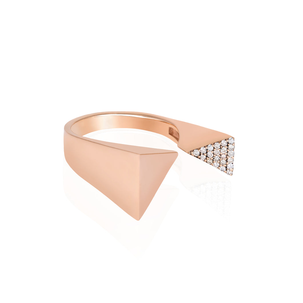 3D TRIANGLE RING