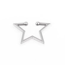 Carica l&#39;immagine nel visualizzatore di Gallery, SINGLE STAR EARCUFF
